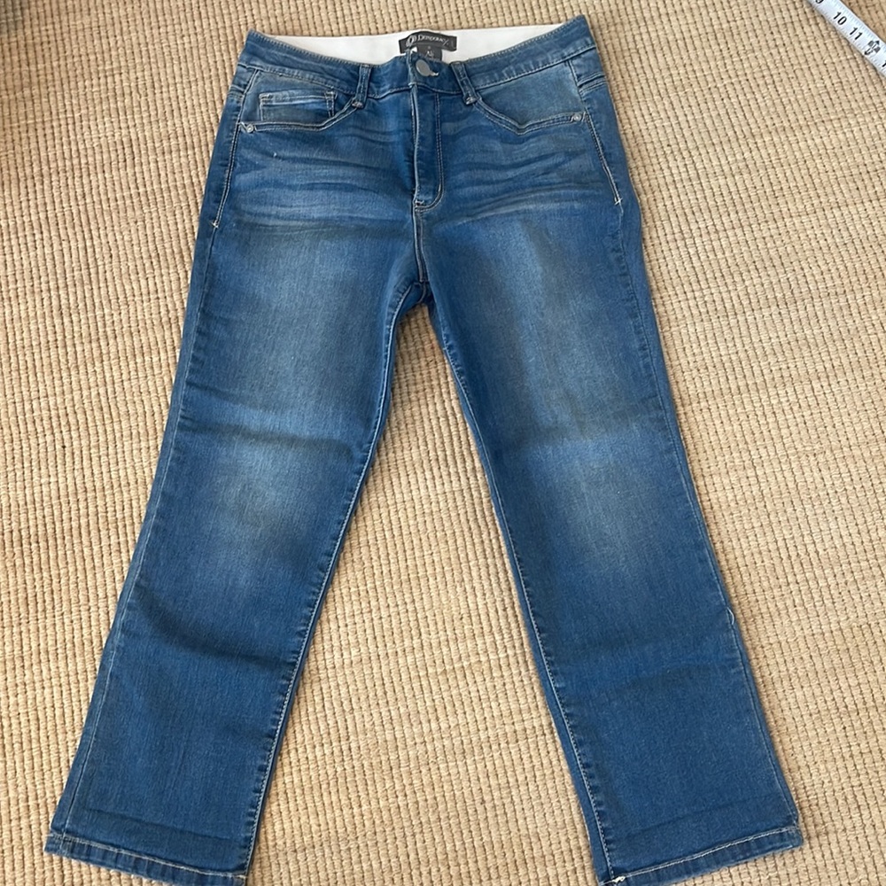 Women’s Democracy Jeans Mid-rise Light Medium Blue Crop Jeans Ab Technology 8